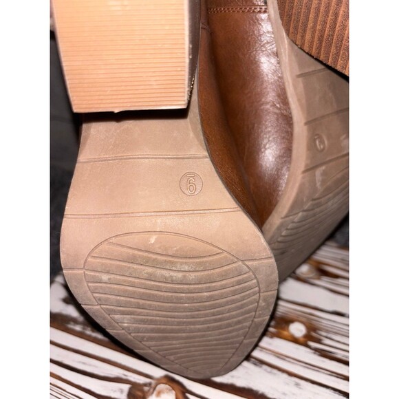 Michael By Michael Shannon Womens Aubrey Bootie - Brown Size 9 - Picture 7 of 12